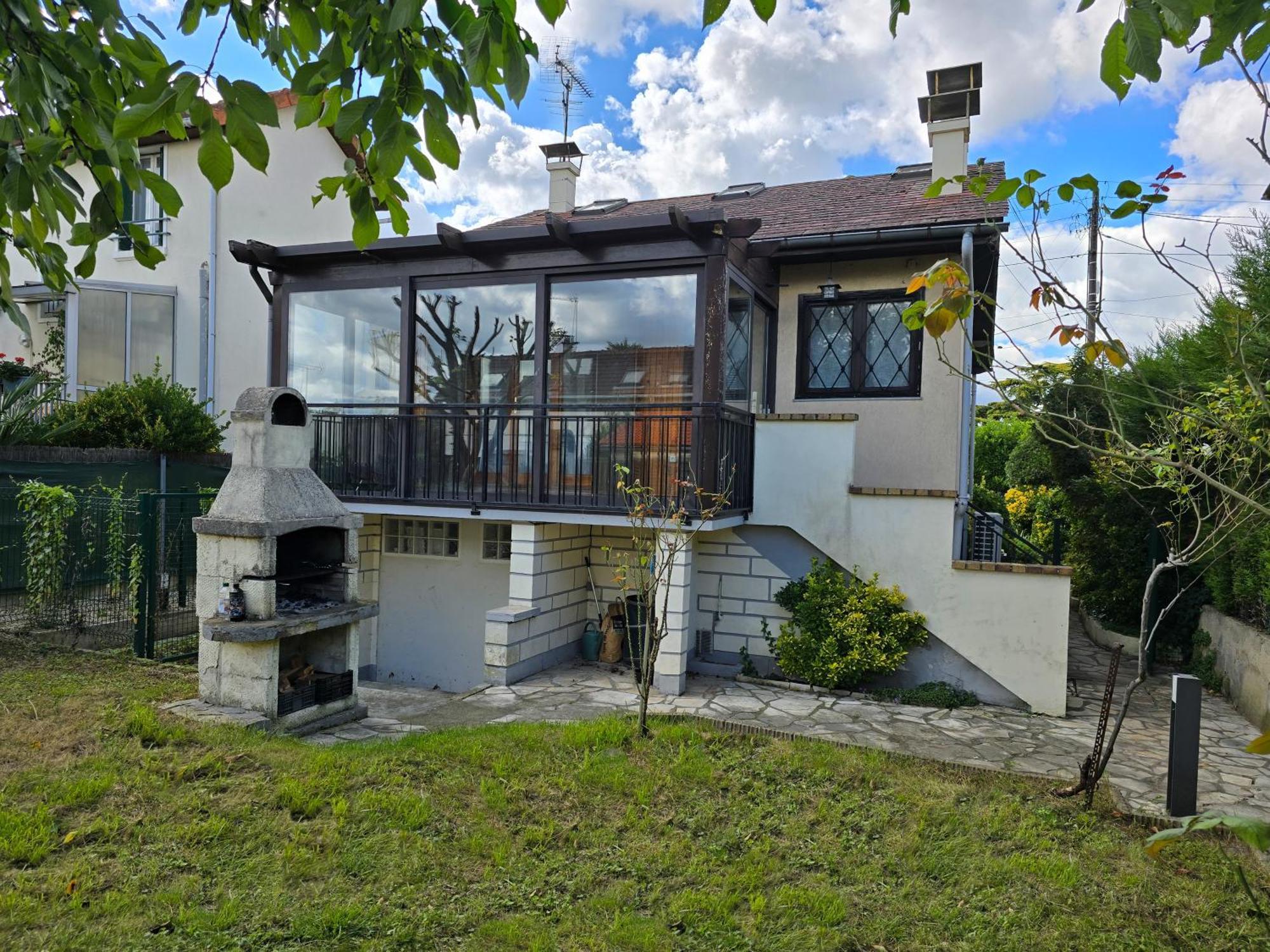 Maison Paris, Vallee Village, Disney & Asterix Chelles (Seine-et-Marne) Exterior foto
